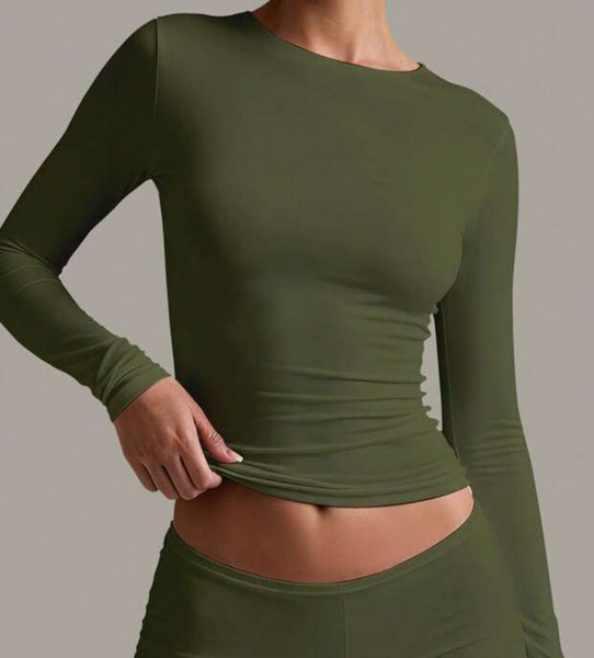 Smooth Fitted Long Sleeve